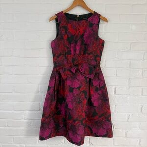 Elegant Floral Sleeveless Tahari Dress sz 6